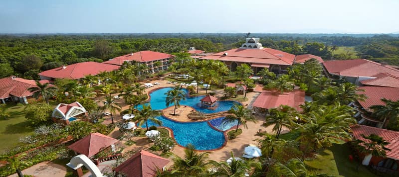 Caravelabeachresort1