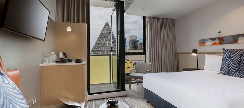 bradyhotel3